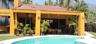 CASA CLUB SANTIAGO MANZANILLO (Mexico) - from US$ 240 | BOOKED